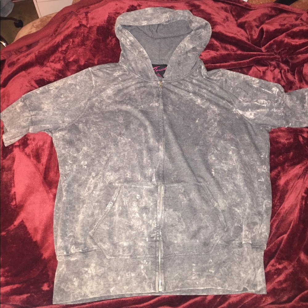 Stone washed hoodie - Quarter sleeve